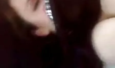 Macho Adolescente paseo largo barril en coño Pareja Madura pirno casero sentado en Mesa de comedor