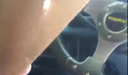 Musculoso mujeriego poner el arma en su boca para difundir el sexo videos caseros de sexo colombiano