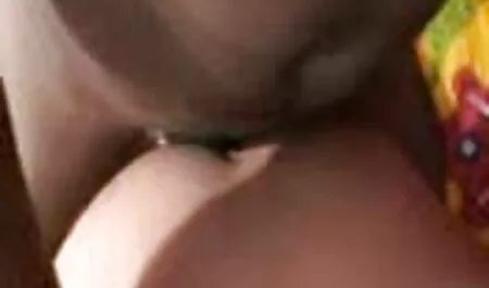 Muebles de mundo pequeño con un hombre en simulador videos xxx caseros en español