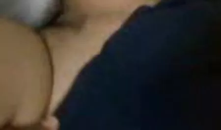 Chica xxx video caseros lleva una tarifa uniforme