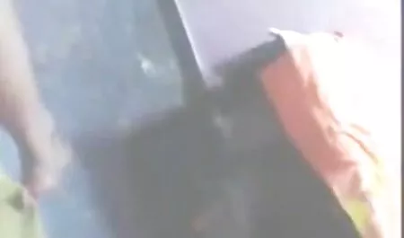 Madura en medias blancas videos de dexo casero con cáncer en una silla y su marido mengepalkannya con dos manos