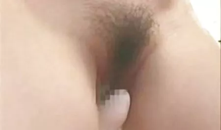 Farsante empujando a la videos xxx sexo casero rubia delante de la webcam